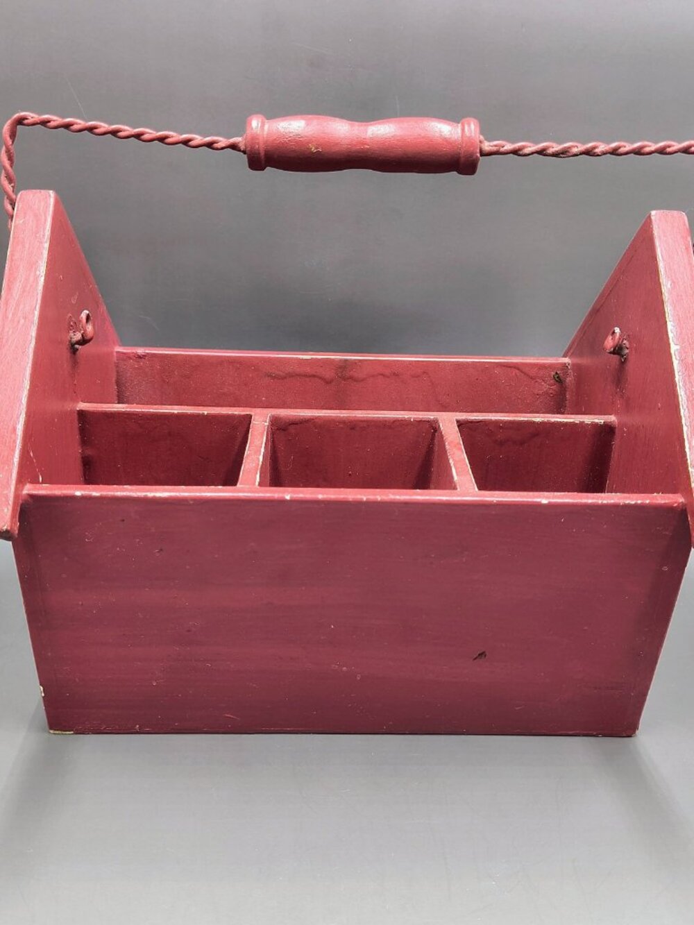 Primitive Barn Red Wooden Divided Tool Kitchen Caddy Tote 4-Compartment w Handle